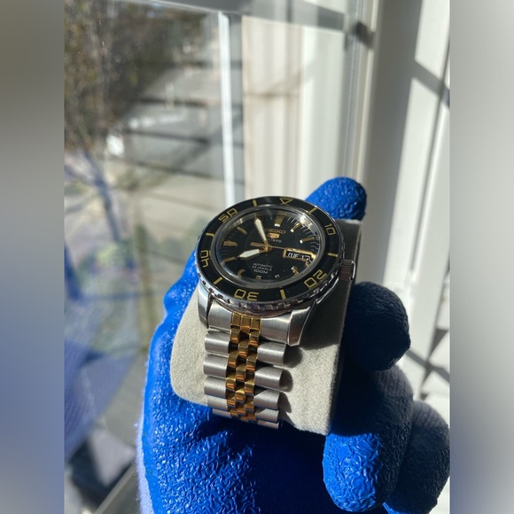 SOLD: Seiko 5 Sports - 55 Fathoms (SNZH57J1) - 43mm - Picture 3 of 8